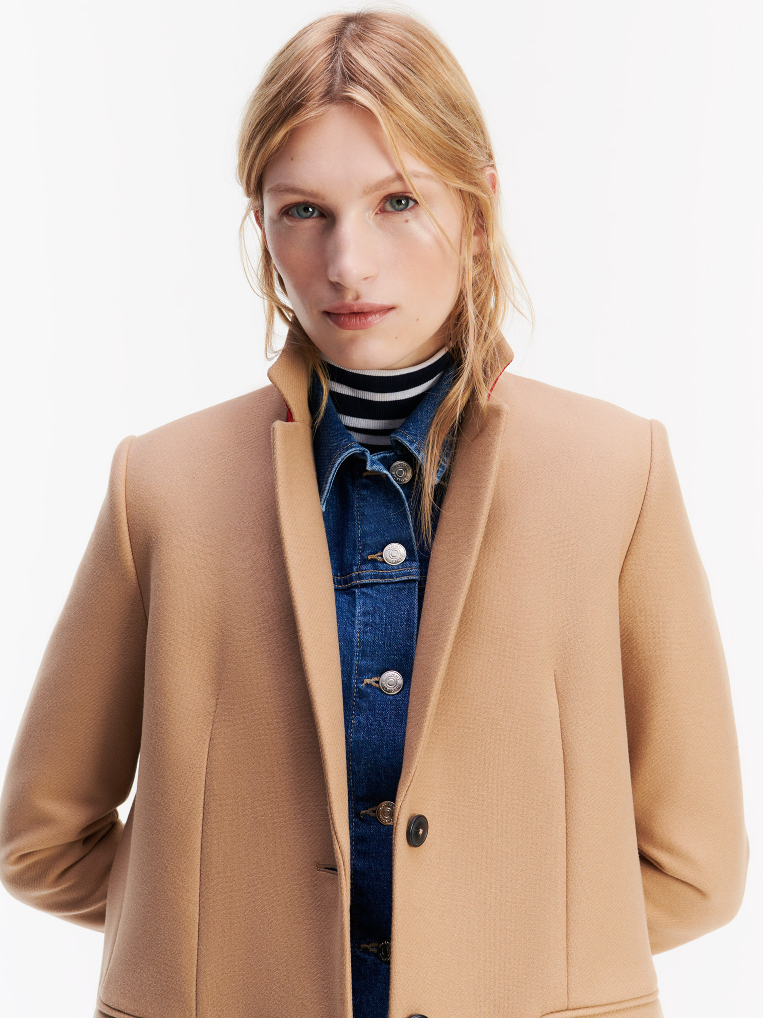 2023_10_20_18_46_47_archivo_FA20_Womenswear_LOOK03_Detail.jpg